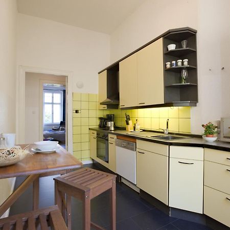 Elegante Altbauwohnung Берлін Екстер'єр фото
