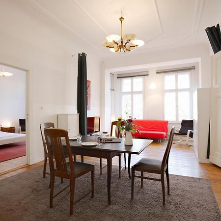 Elegante Altbauwohnung Берлін Екстер'єр фото