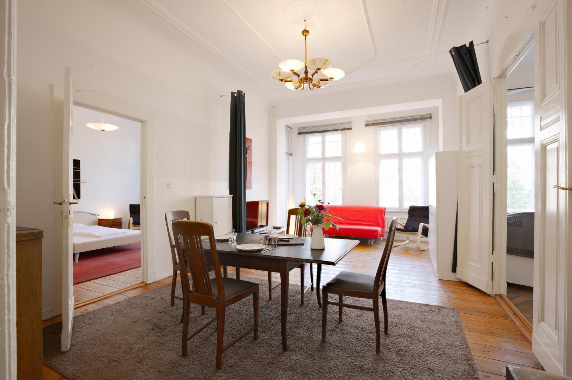 Elegante Altbauwohnung Берлін Екстер'єр фото